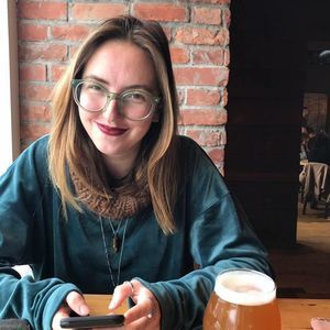 Meet your Posher, Alicia